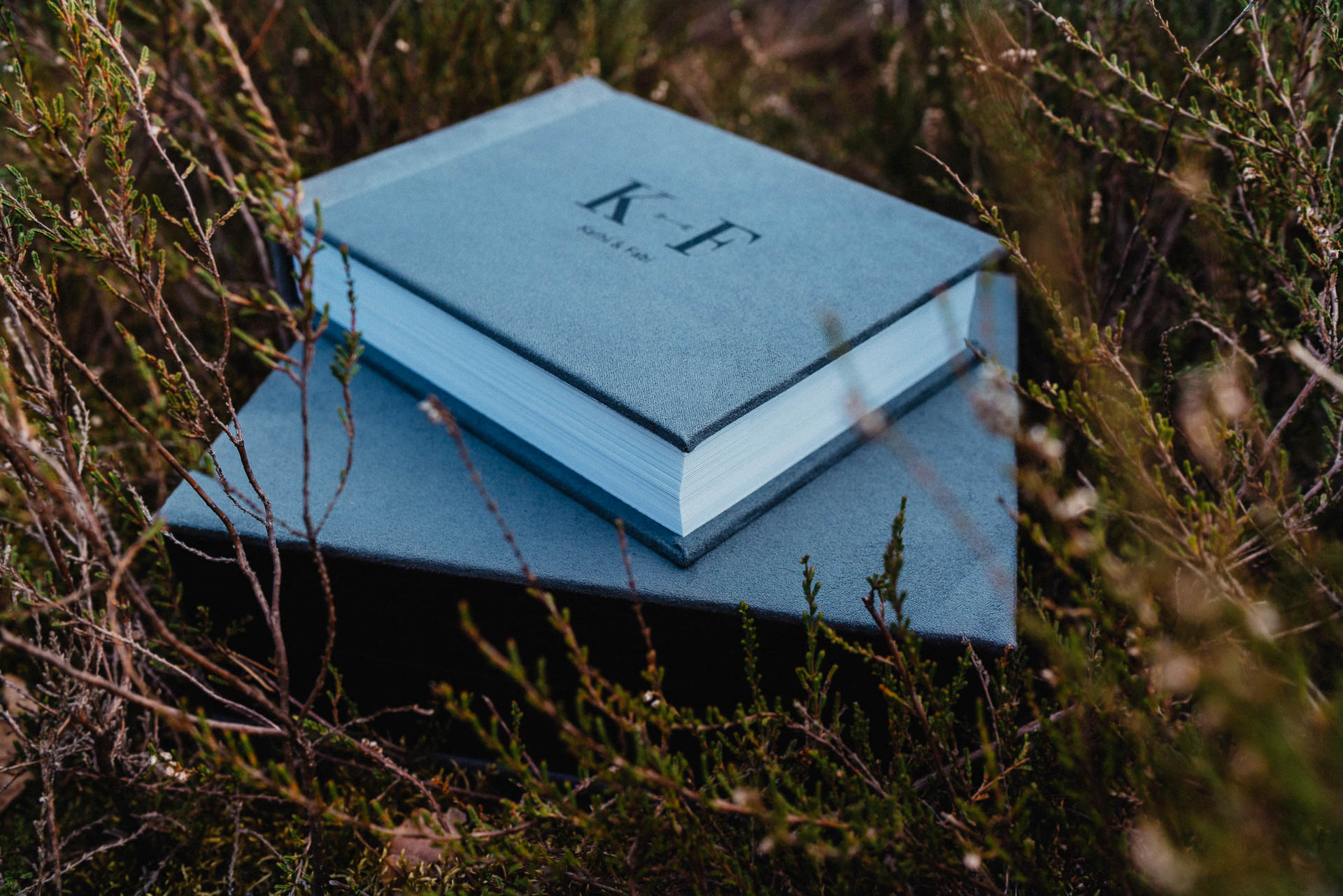 Handgefertigte edle Hochzeitsalben von Lisa & Andi Photography.