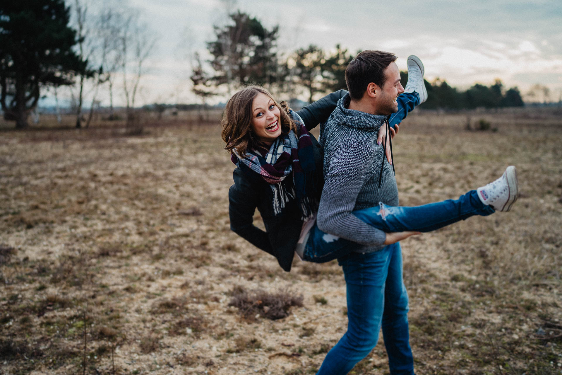 Paarshooting im Alten Schloss in Baden-Baden fotografiert von Lisa & Andi Photography.