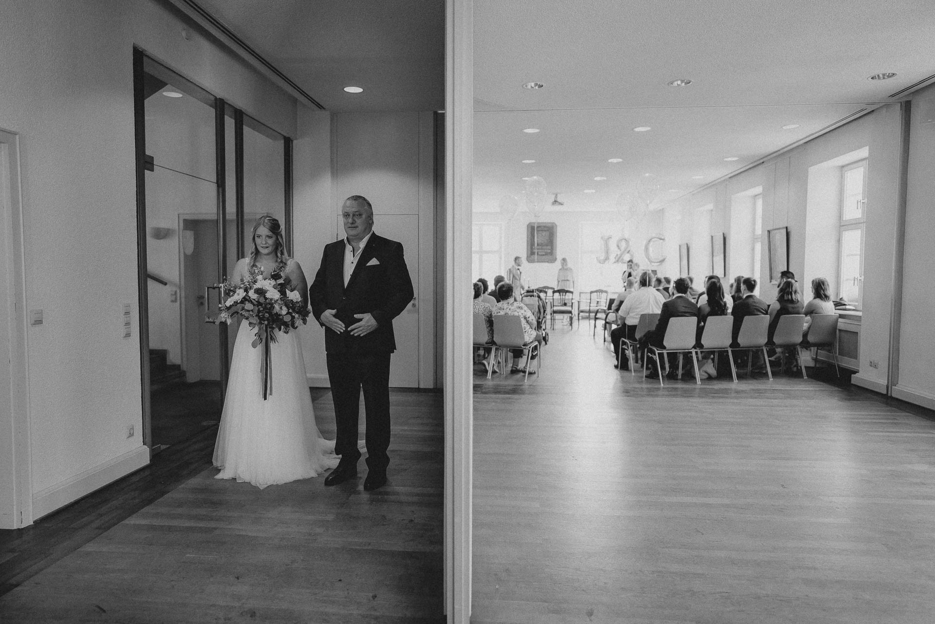 Sommerhochzeit auf dem Eckberg bei Kitchen and Soul fotografiert von Lisa & Andi Photography. Standesamtliche Trauung.