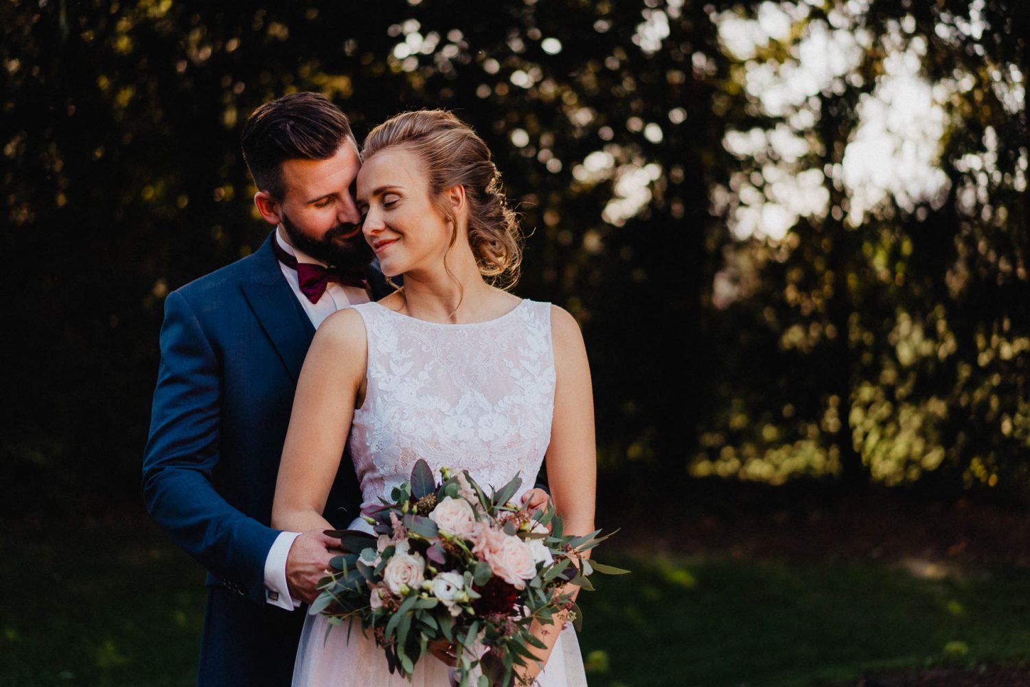 Bester Hochzeitsfotograf in Baden-Württemberg. Lisa & Andi Photography erstellen Hochzeitsreportagen und Hochzeitsfilme im Molino in Neuried.